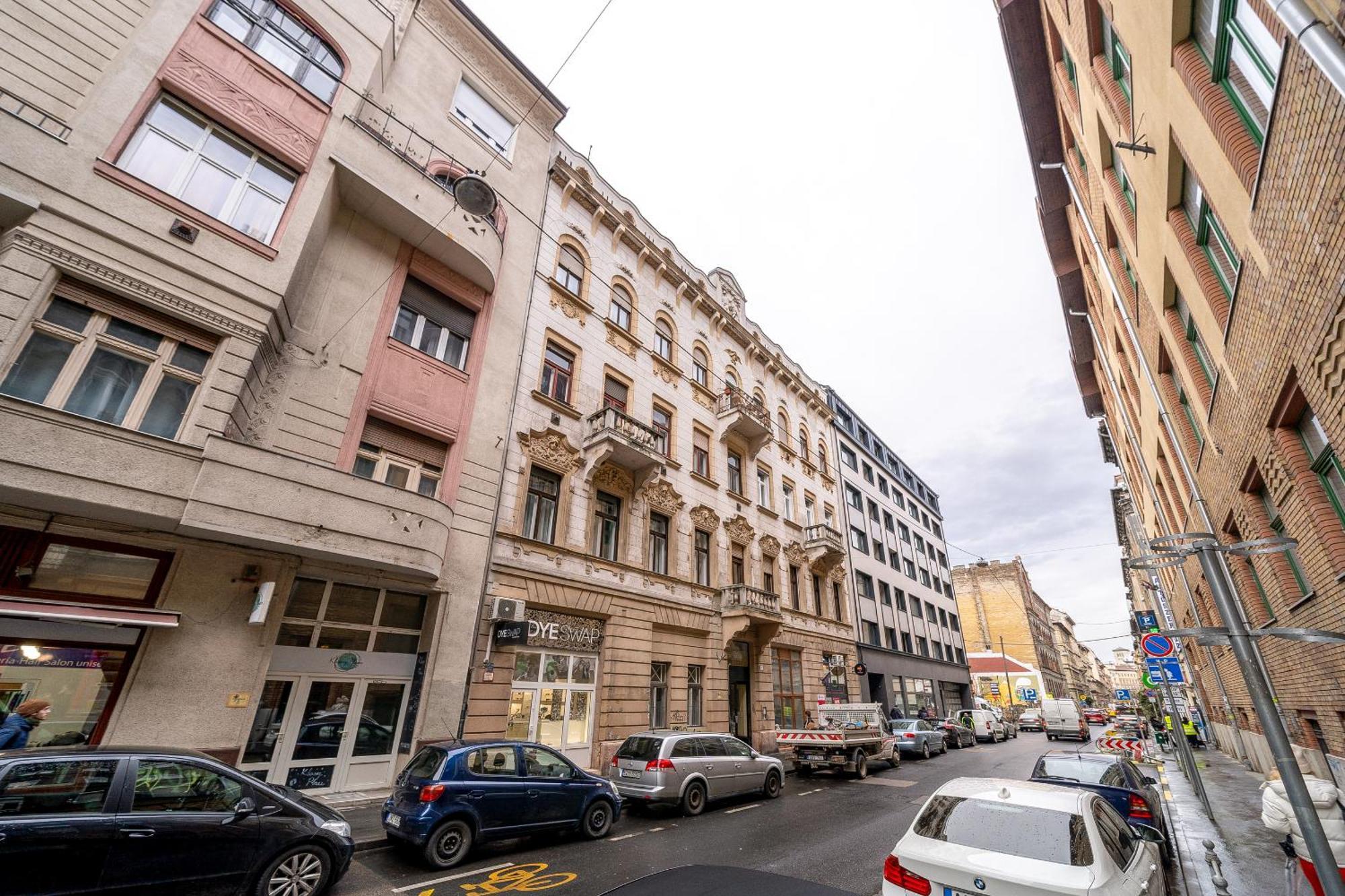 Budapest Magic Blue In Downtown Zewnętrze zdjęcie